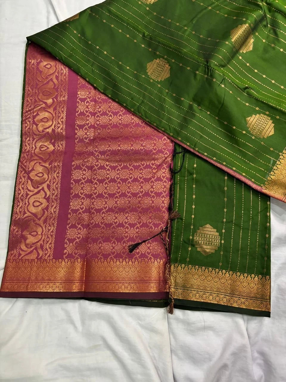 Deep Olive Green & Onion Pink Vaira Oosi Soft Silk Saree   VOS001