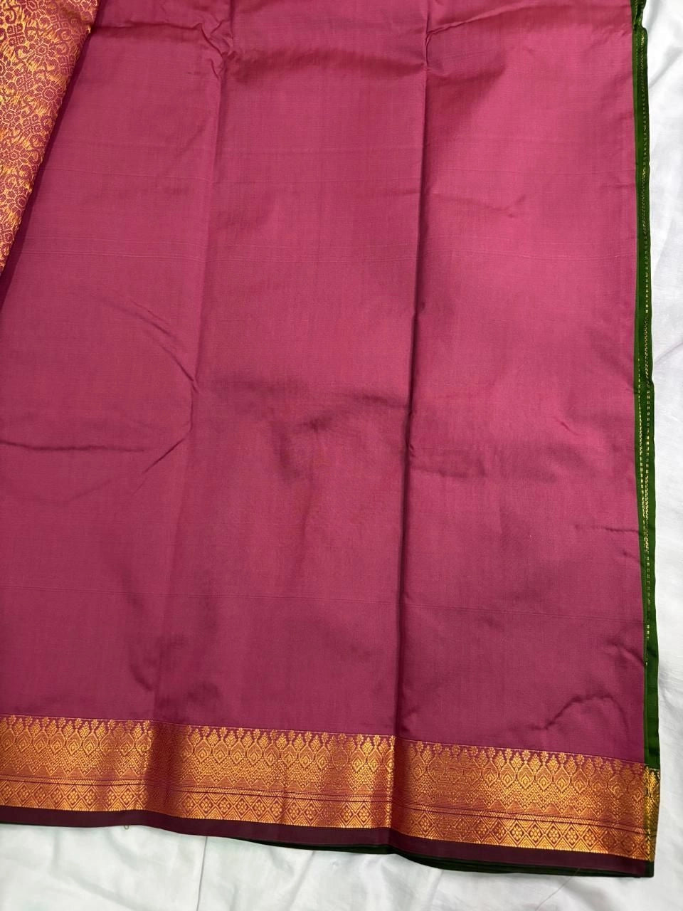 Deep Olive Green & Onion Pink Vaira Oosi Soft Silk Saree   VOS001